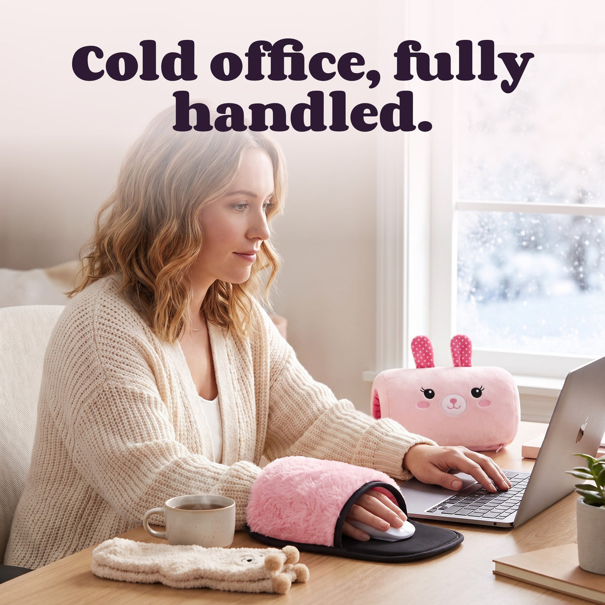 Woman using the The Desk Day Kit – Cold office, fully handled.
