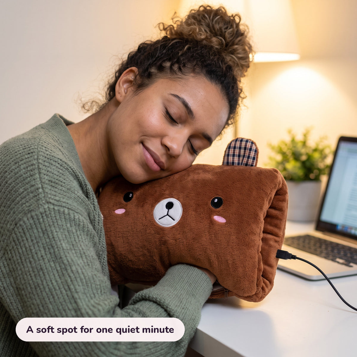 Snugglet Nap Buddy in use – A soft spot for one quiet minute