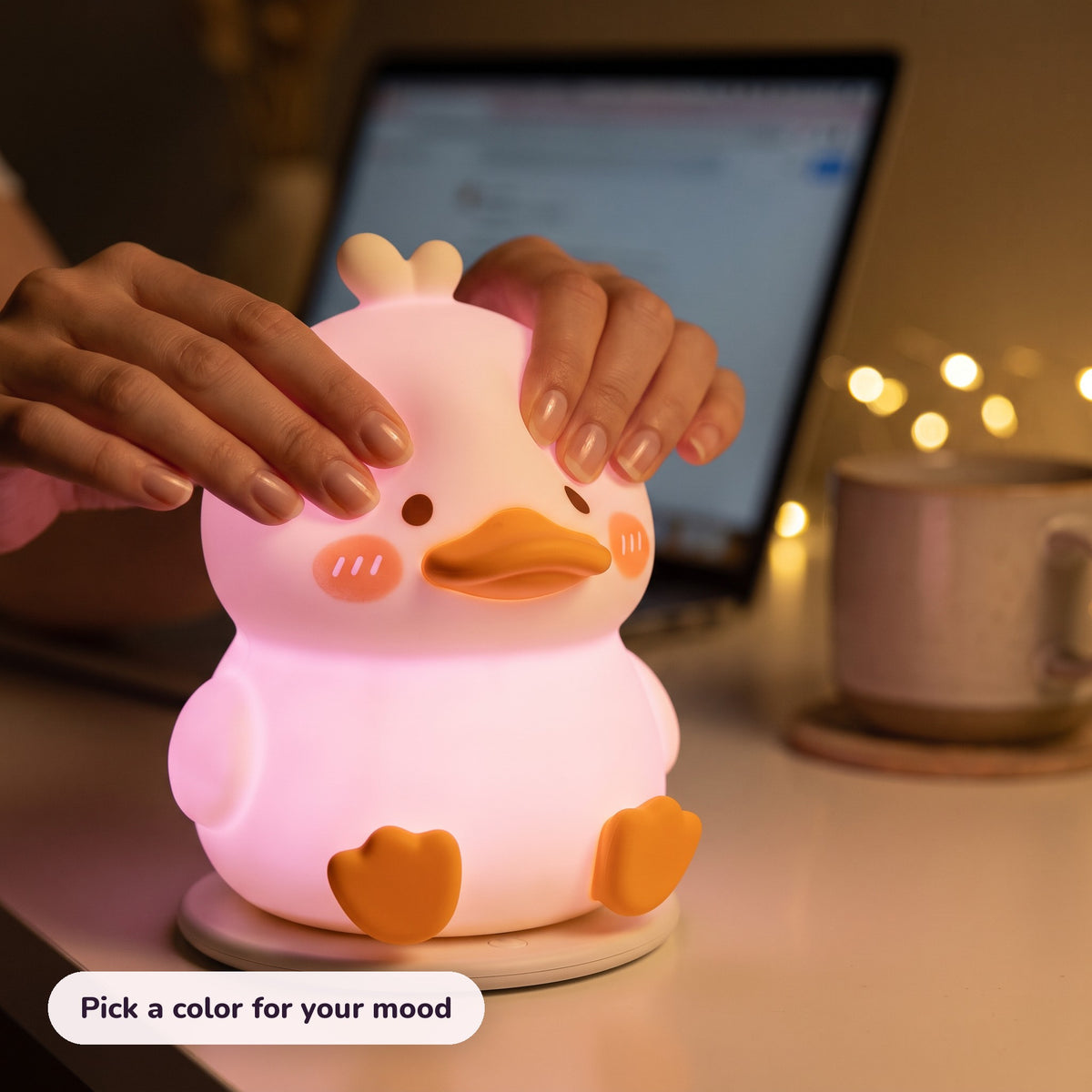 Snugglet Duck Glow in use – Pick a color for your mood