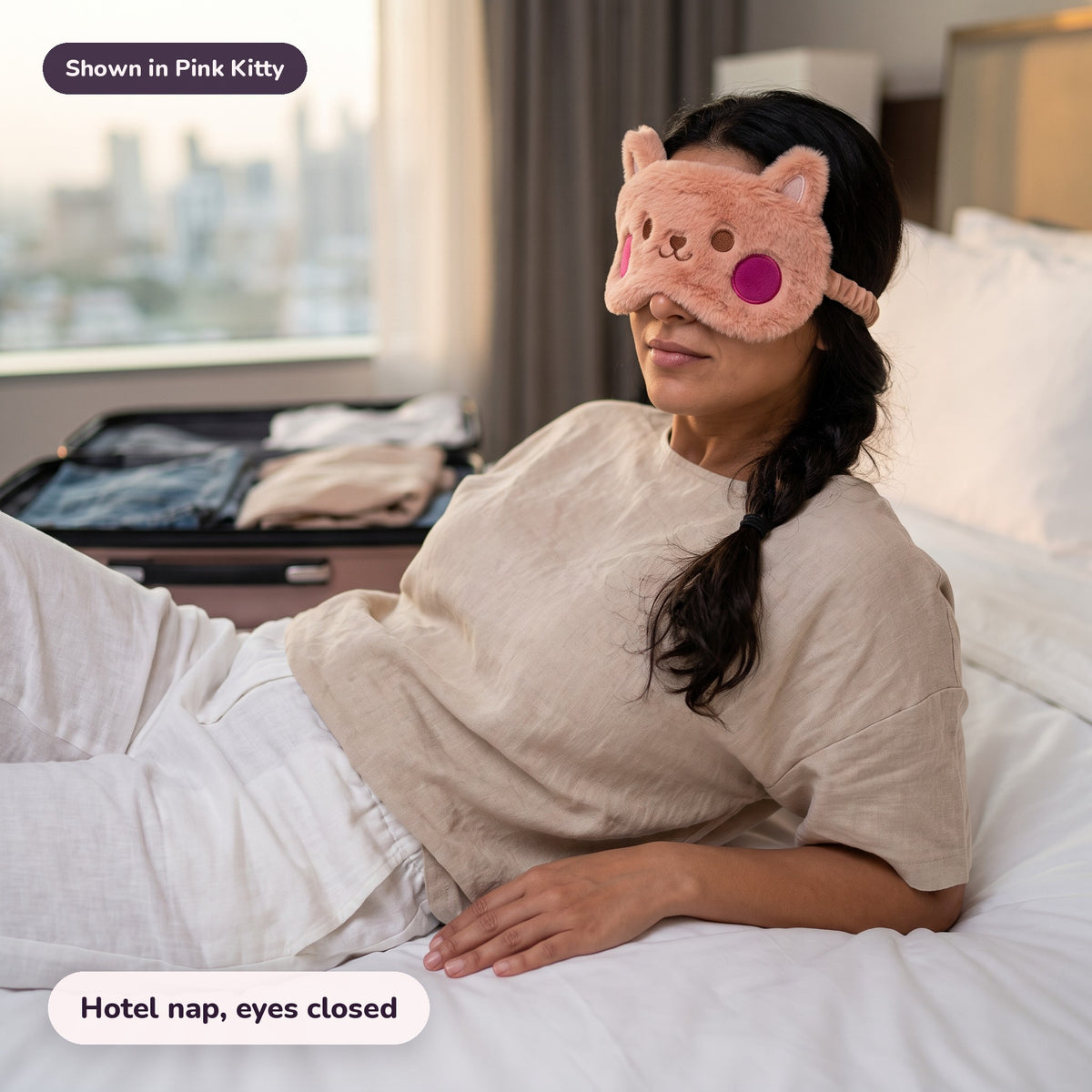 Snugglet Nap Kitty in Pink Kitty: Hotel nap, eyes closed