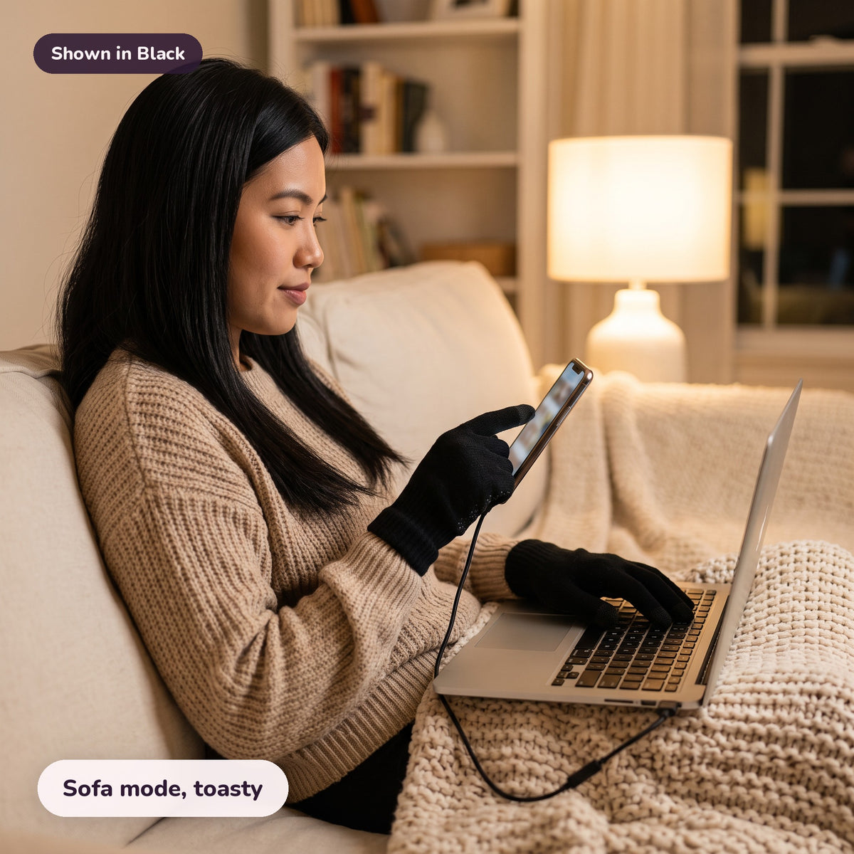 Snugglet Warm Keys in Black: Sofa mode, toasty