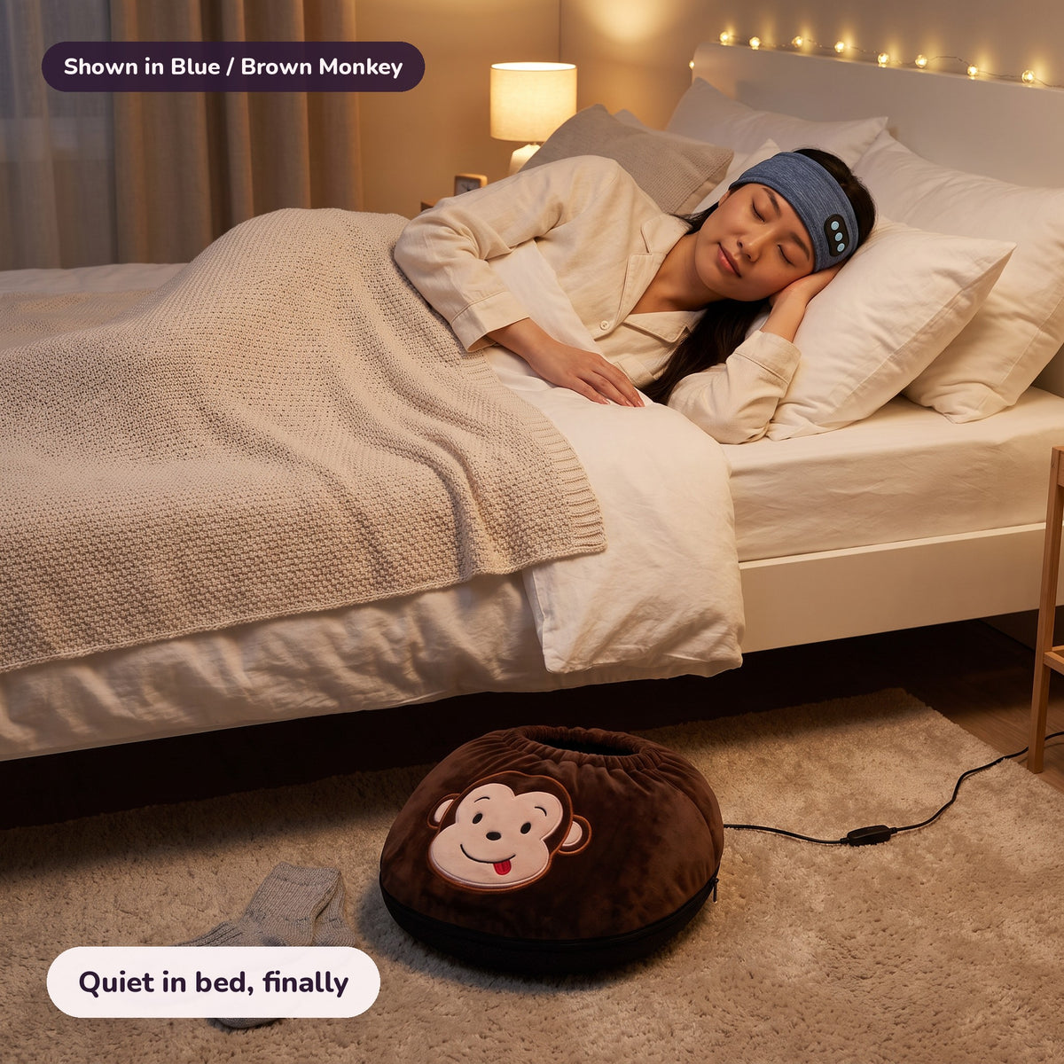 The Long Day Kit in Blue / Brown Monkey: Quiet in bed, finally