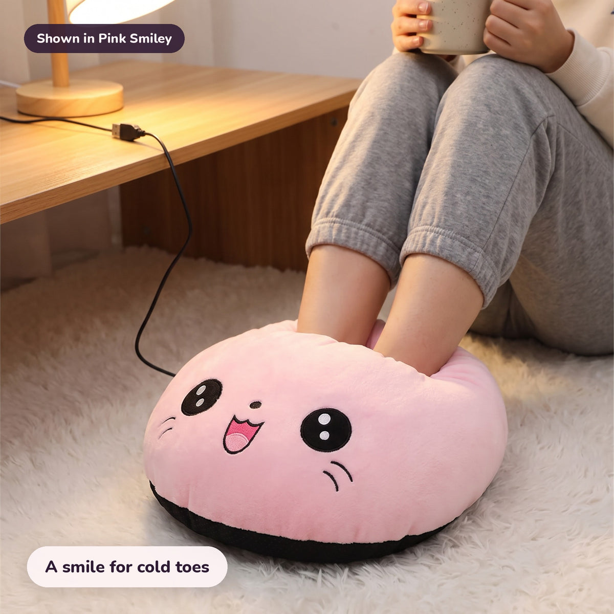 Snugglet Paw Warmer in Pink Smiley: A smile for cold toes
