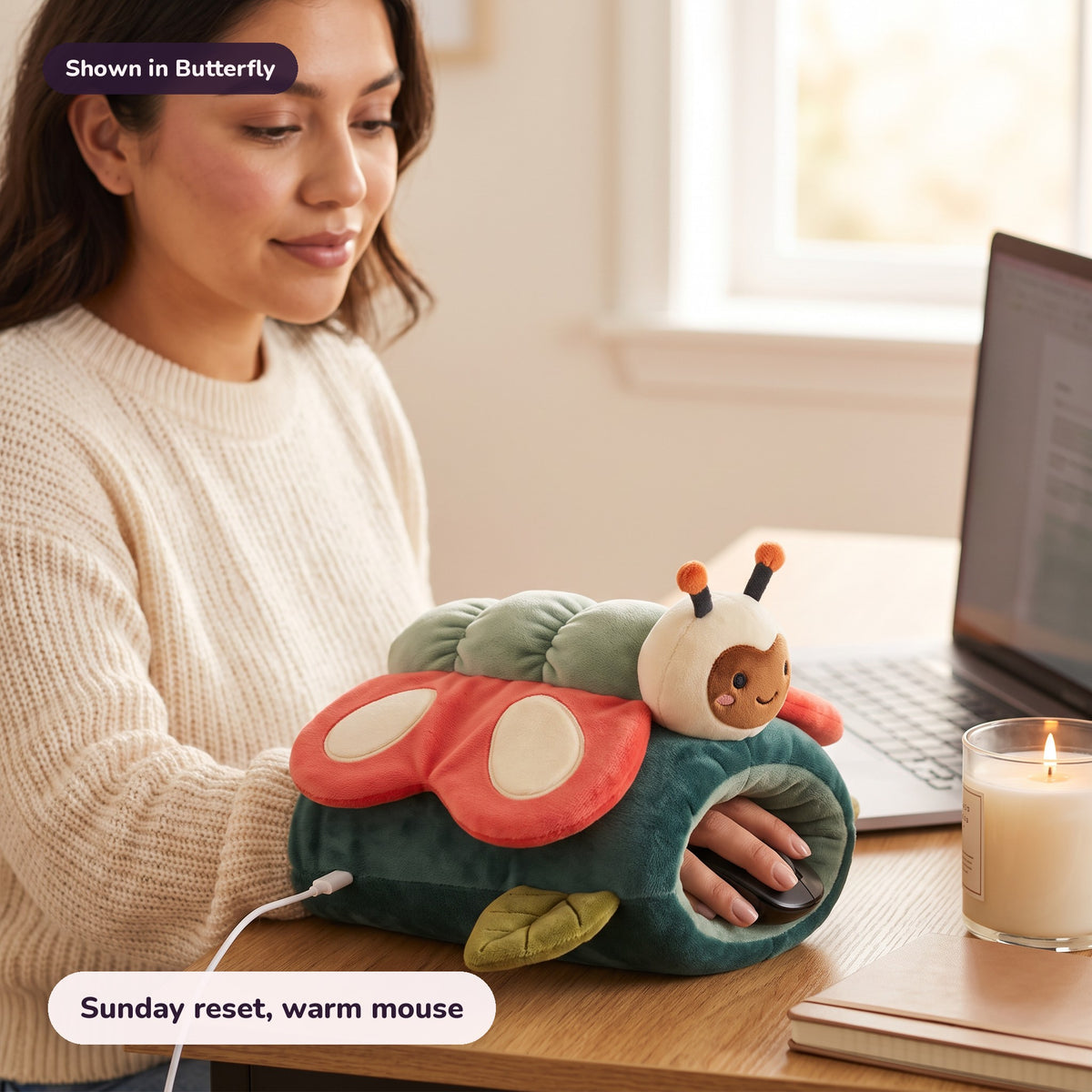 Snugglet Bug Muff in Butterfly: Sunday reset, warm mouse