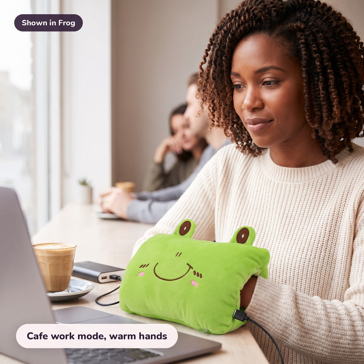 Snugglet Nap Buddy in Frog: Cafe work mode, warm hands