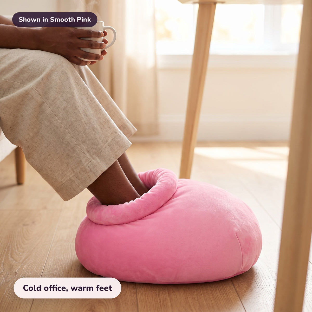 Snugglet Kitty Toes in Smooth Pink: Cold office, warm feet