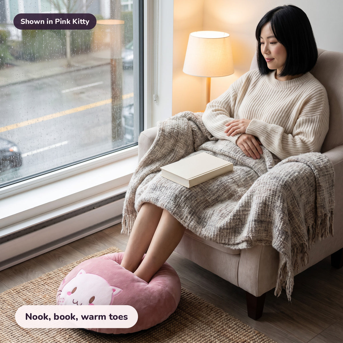 Snugglet Kitty Toes in Pink Kitty: Nook, book, warm toes